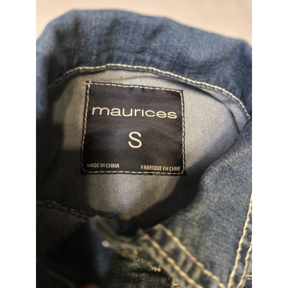 Maurices Thick Stich Cropped Denim Jacket Small Button Up Blue Pockets Preppy - Picture 4 of 7
